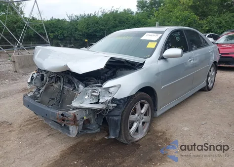 2007 Toyota Camry Se z USA, uszkodzony, nr VIN 4T1BE46K67U590570